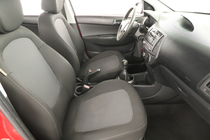 Hyundai i20, 2013