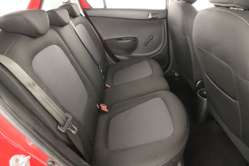 Hyundai i20, 2013