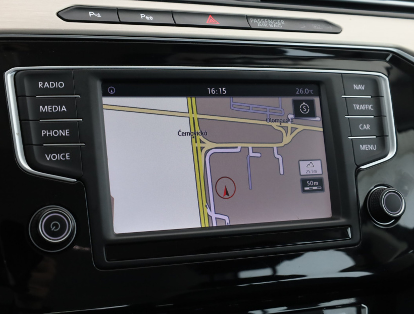Volkswagen Passat, 2016