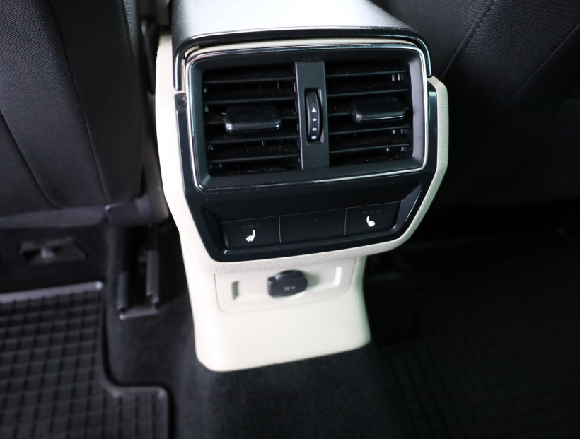 Škoda Karoq, 2020