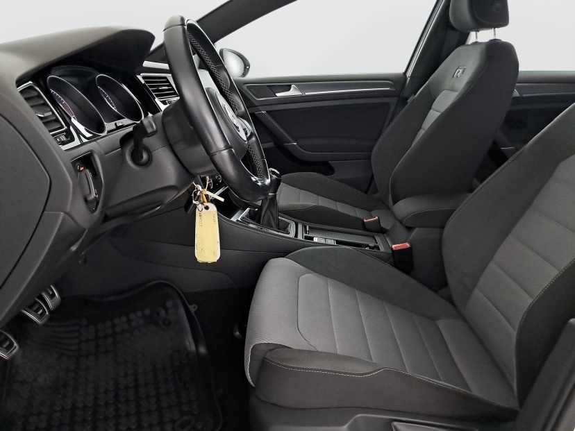 Volkswagen Golf, 2015