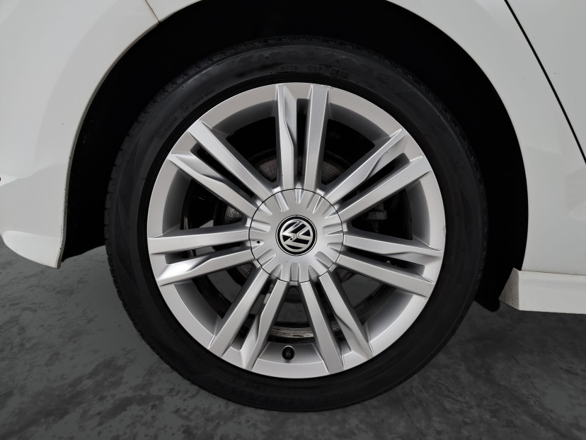 Volkswagen Golf, 2015