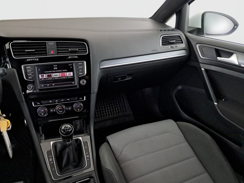 Volkswagen Golf, 2015