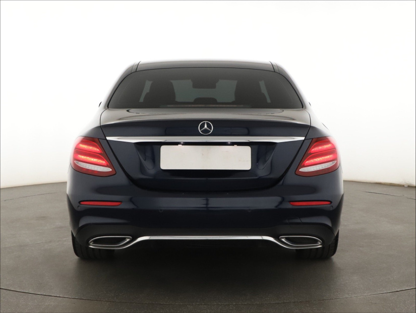 Mercedes-Benz E, 2017