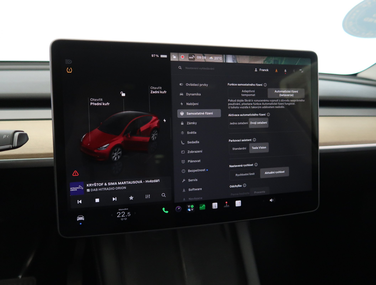 Tesla Model Y Long Range AWD – fotografie 28