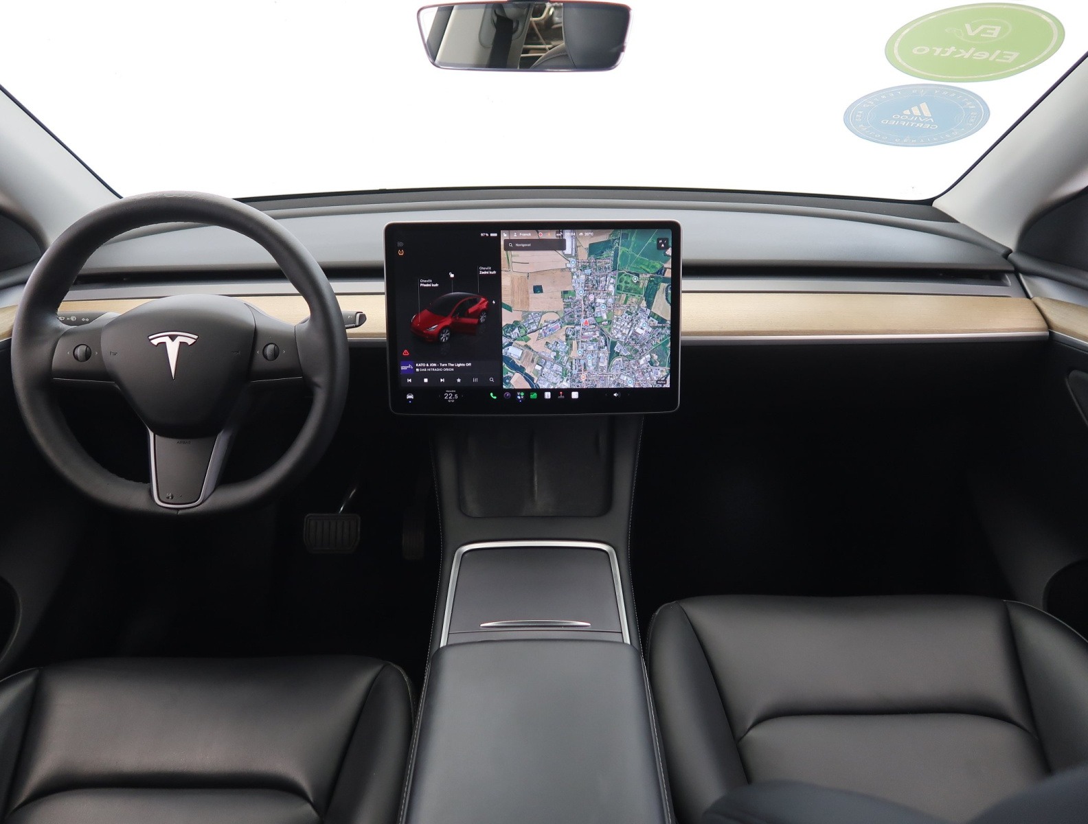 Tesla Model Y Long Range AWD – fotografie 10
