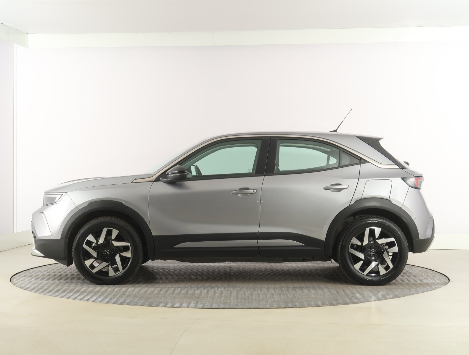 Opel Mokka-e Electric 50 kWh, 2022 4