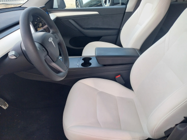 Tesla Model Y - 2023