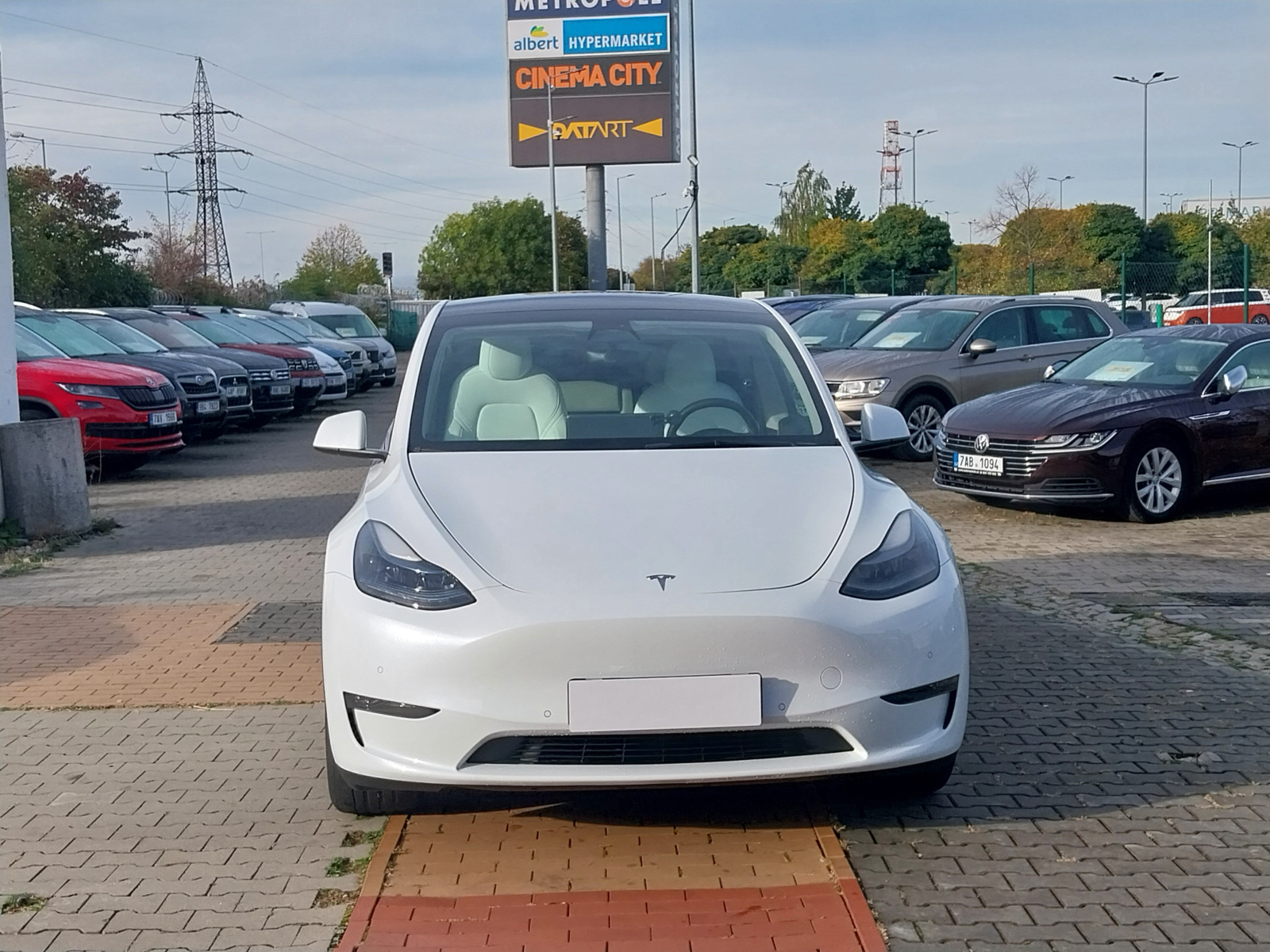 Tesla Model Y Long Range AWD – fotografie 2