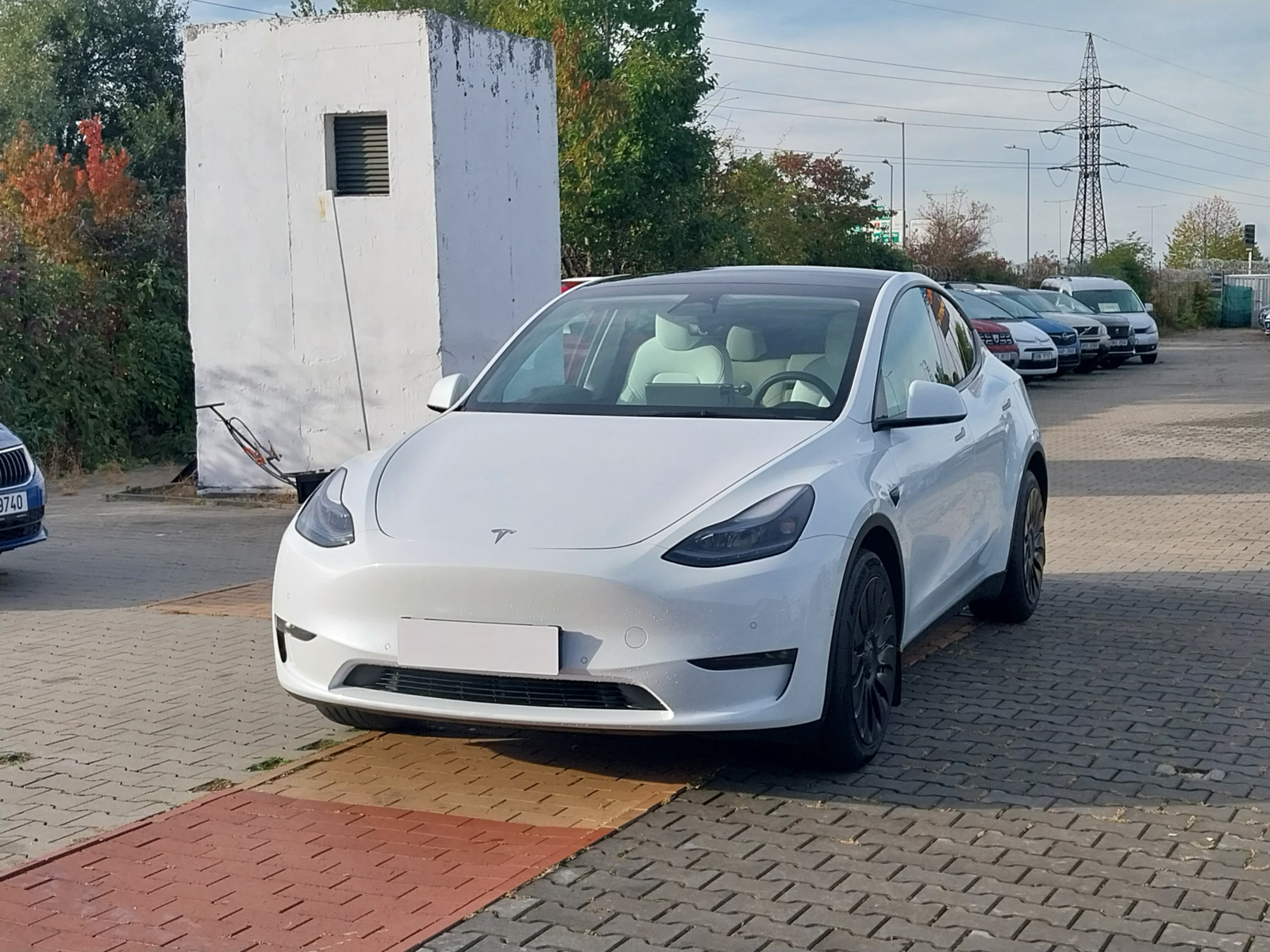Tesla Model Y - 2023