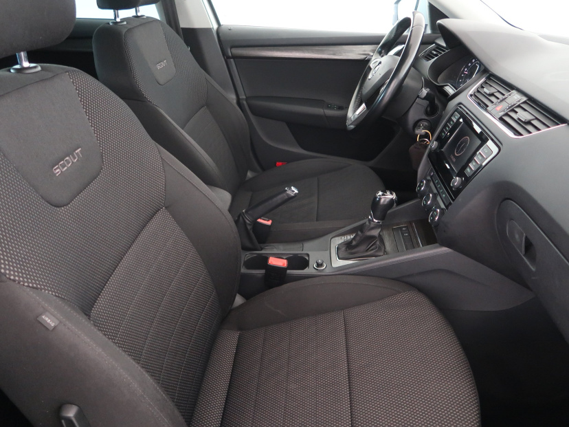 Škoda Octavia Scout, 2015
