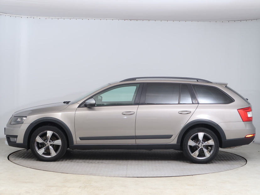 Škoda Octavia Scout, 2015