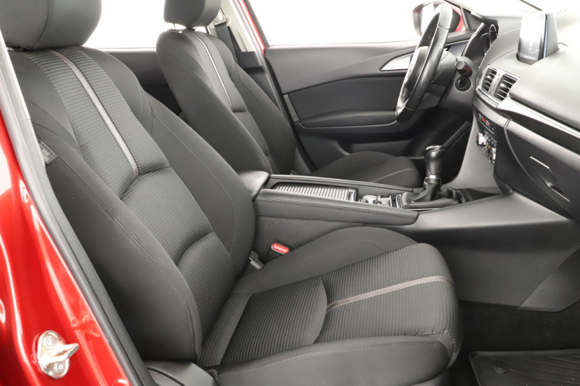 Mazda 3, 2017