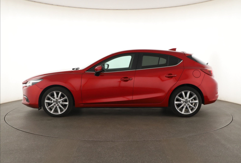 Mazda 3, 2017