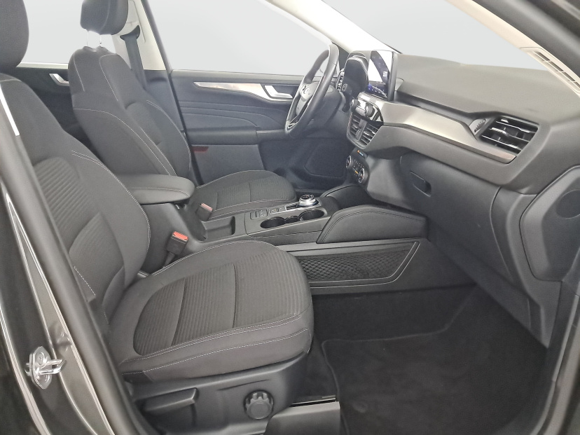 Ford Kuga, 2021