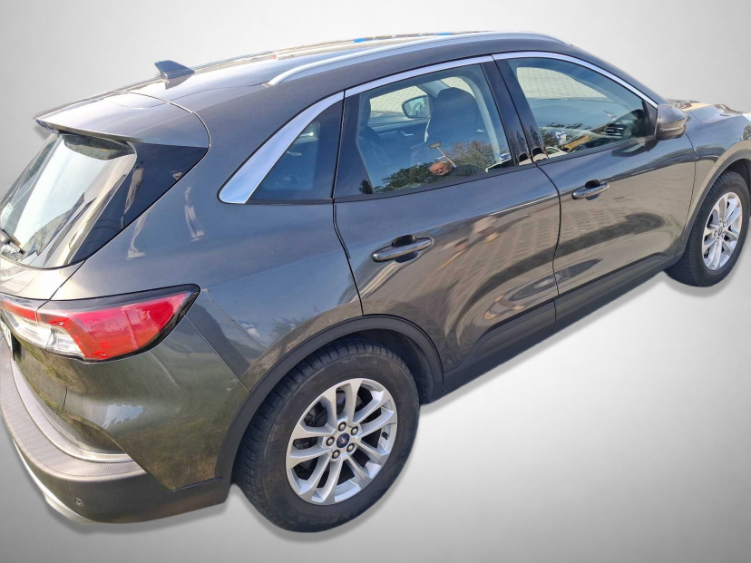 Ford Kuga, 2021