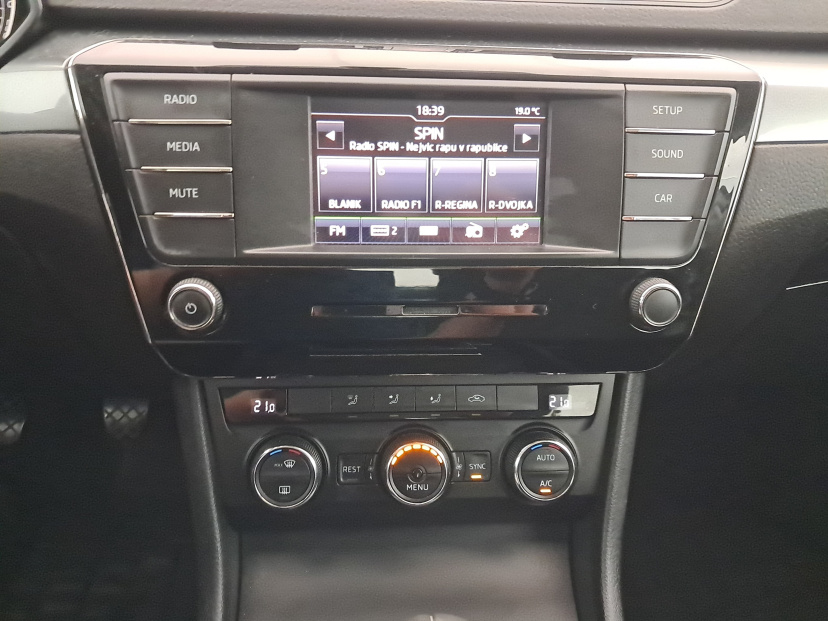 Škoda Superb, 2015