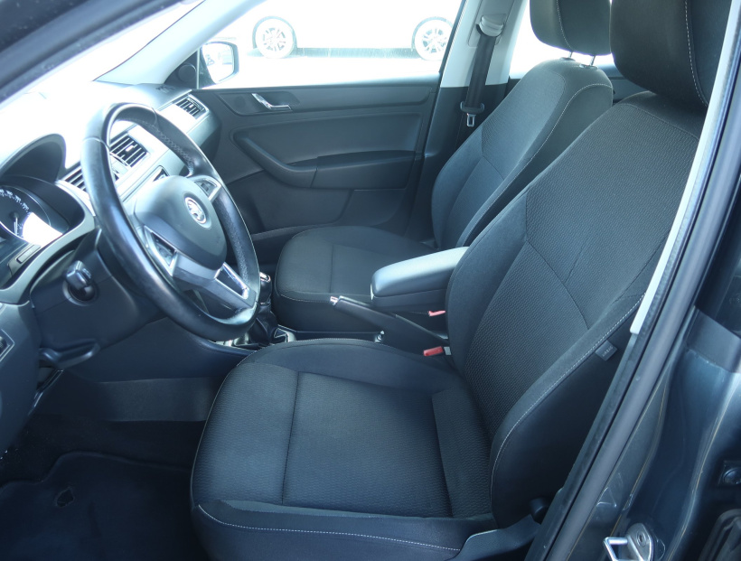 Škoda Rapid Spaceback, 2016