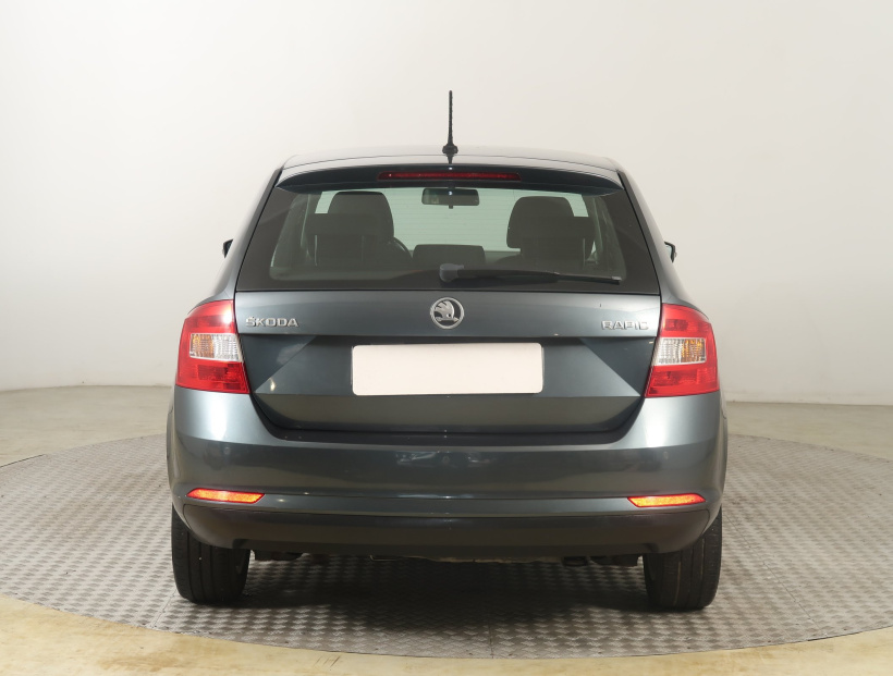 Škoda Rapid Spaceback, 2016