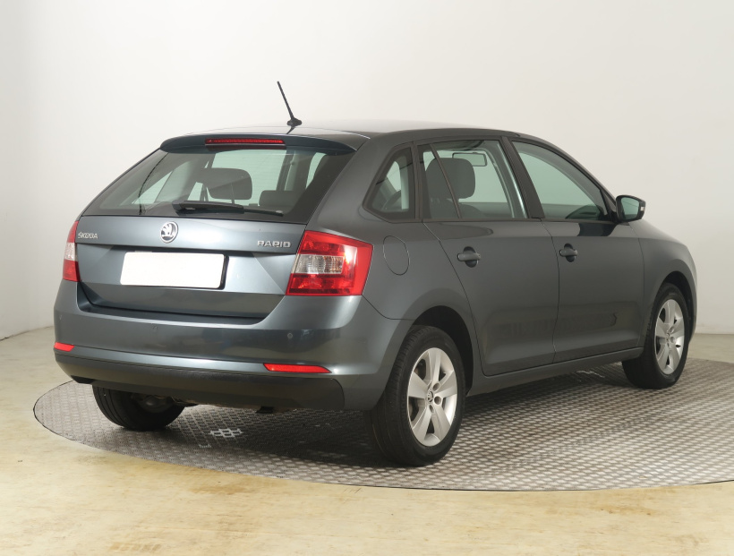 Škoda Rapid Spaceback, 2016