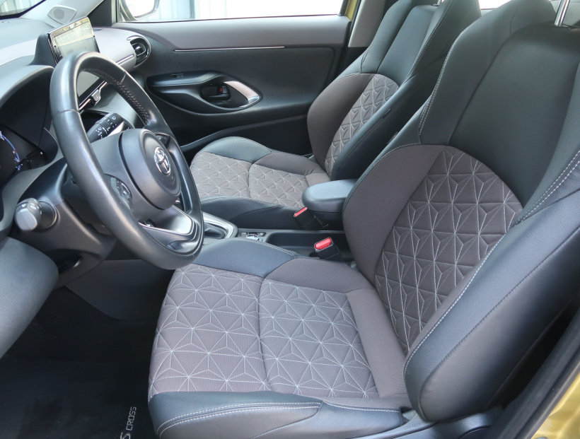 Toyota Yaris Cross, 2022