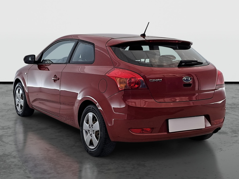 Kia Ceed, 2011