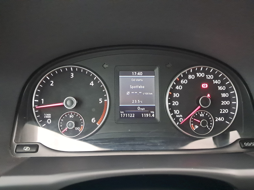 Volkswagen Touran, 2011