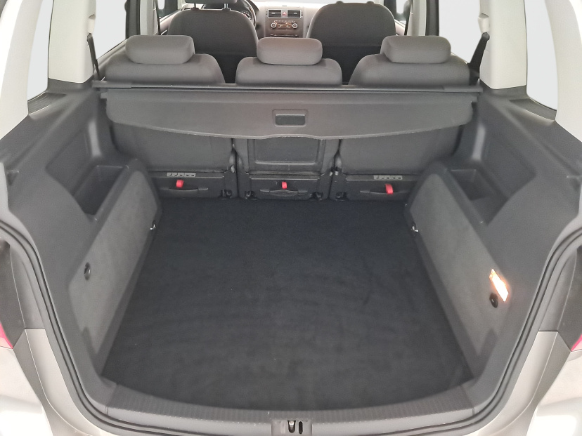 Volkswagen Touran, 2011