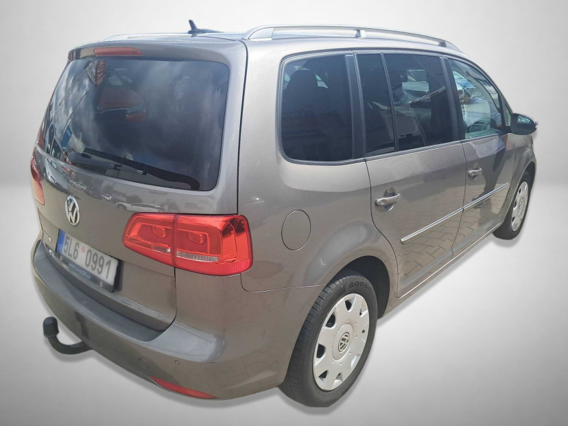 Volkswagen Touran, 2011