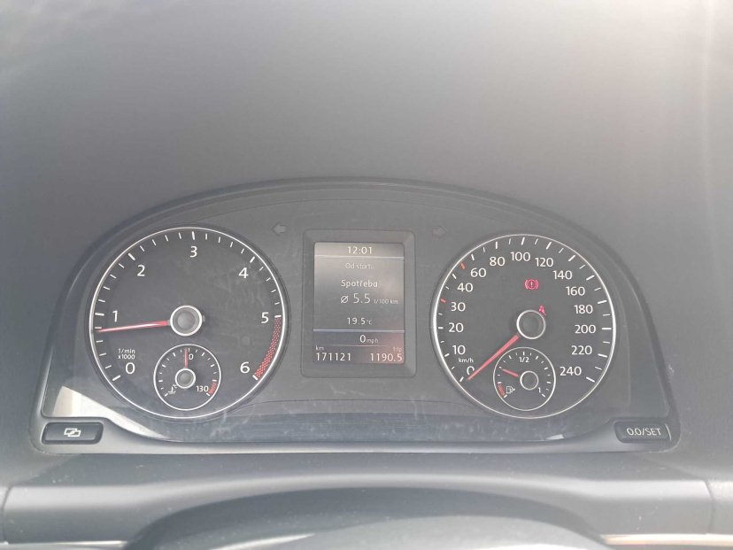 Volkswagen Touran, 2011
