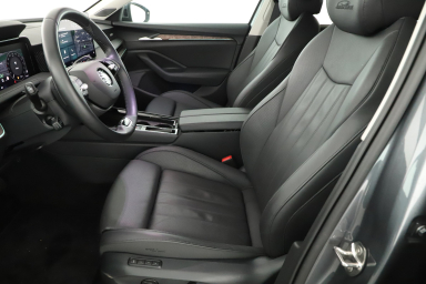 Škoda Superb - 2024