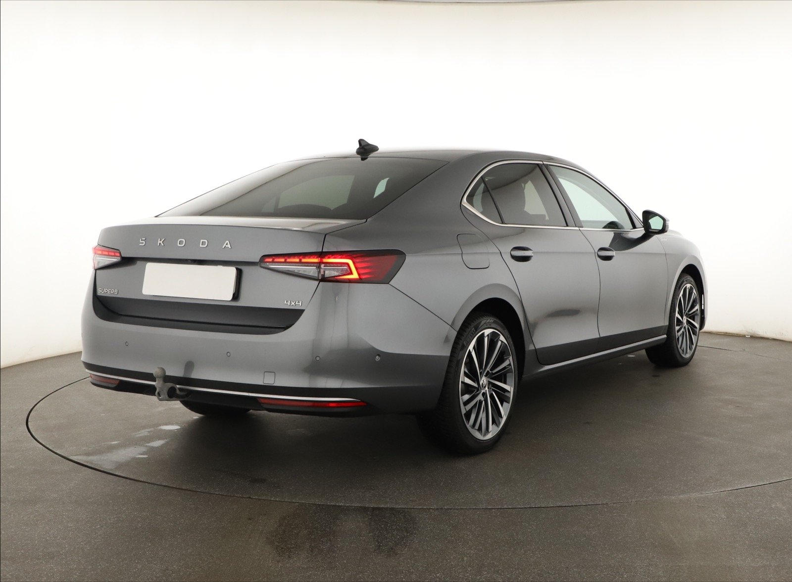 Škoda Superb - 2024