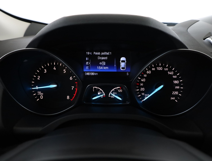 Ford Kuga, 2017