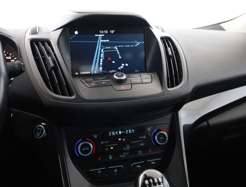 Ford Kuga, 2017