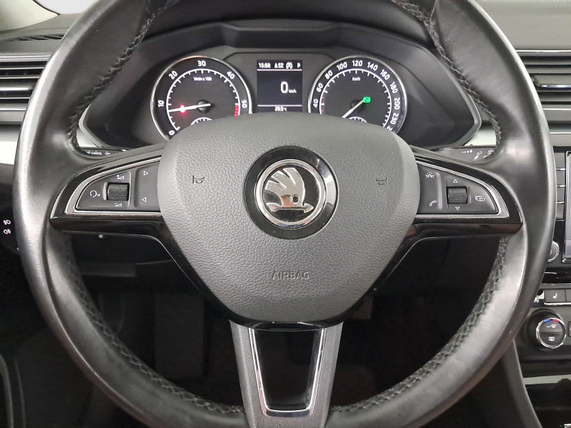 Škoda Superb, 2016