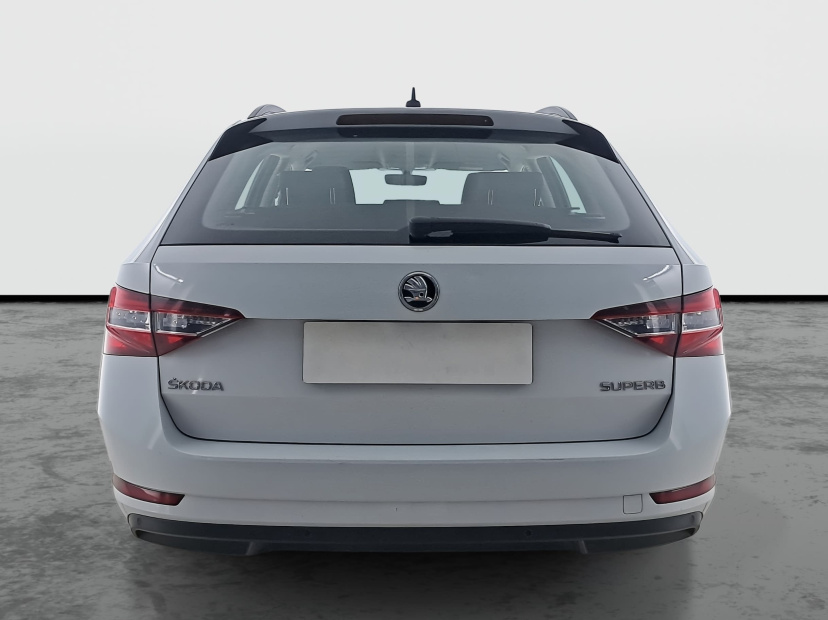 Škoda Superb, 2016