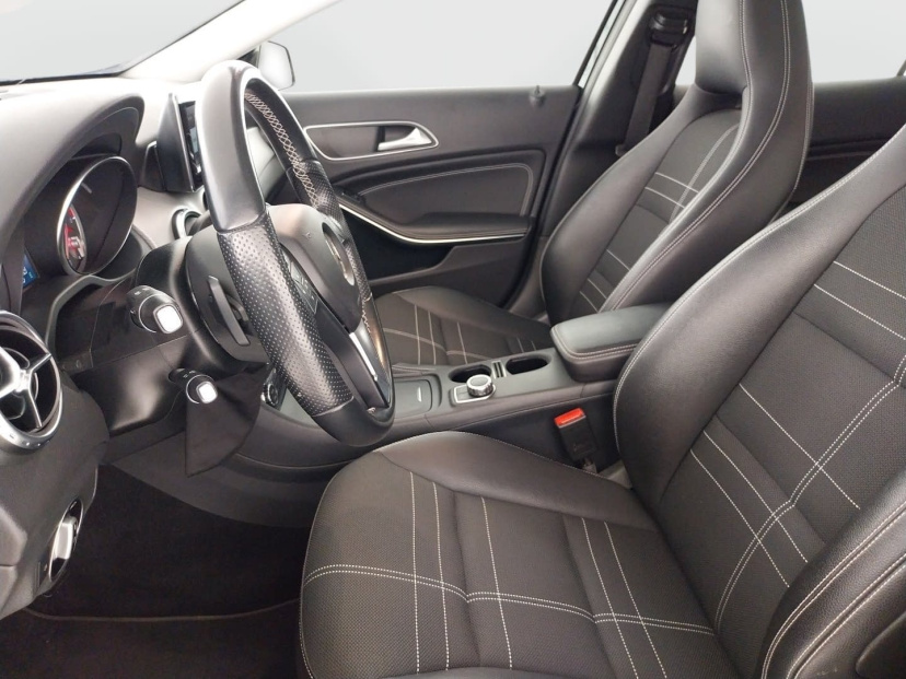 Mercedes-Benz GLA, 2015