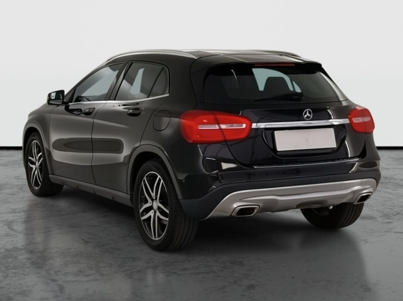 Mercedes-Benz GLA, 2015