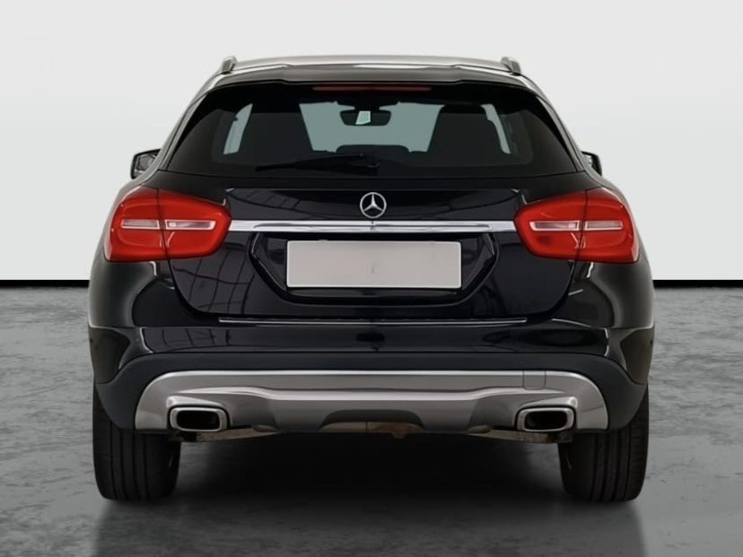 Mercedes-Benz GLA, 2015
