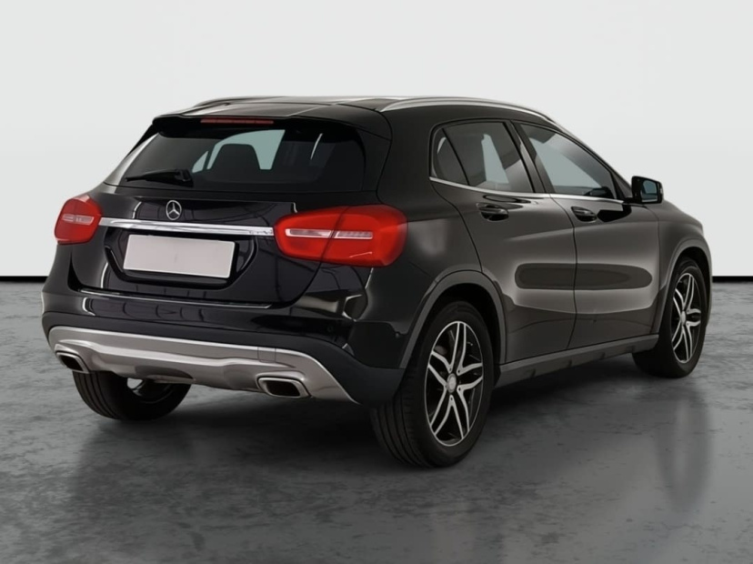 Mercedes-Benz GLA, 2015