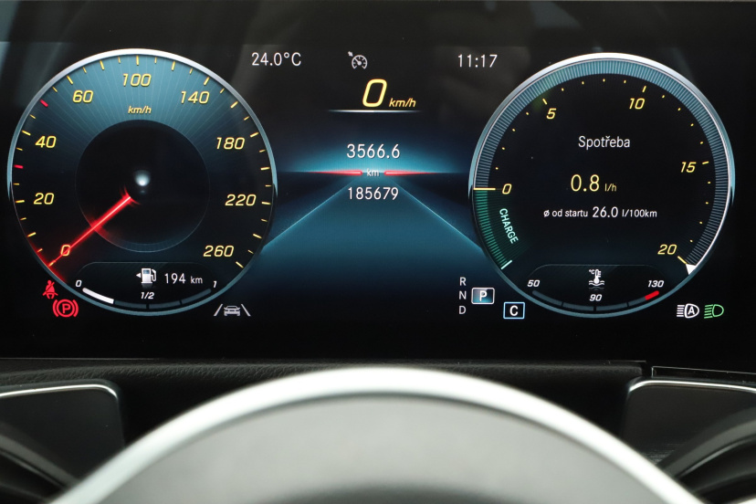 Mercedes-Benz GLB, 2021