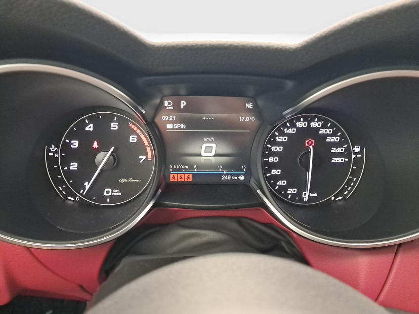 Alfa Romeo Stelvio, 2019