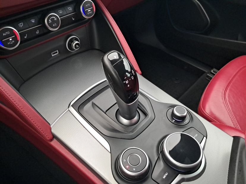 Alfa Romeo Stelvio, 2019