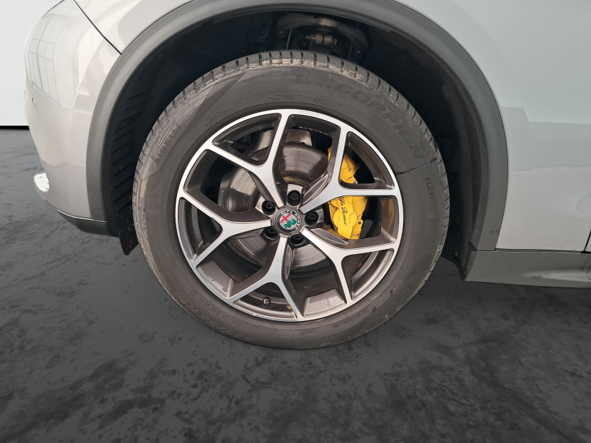 Alfa Romeo Stelvio, 2019