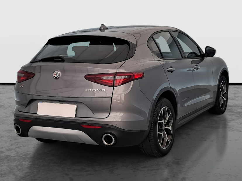 Alfa Romeo Stelvio, 2019
