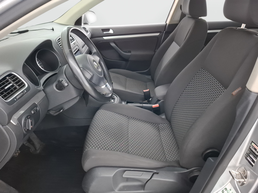 Volkswagen Golf, 2010