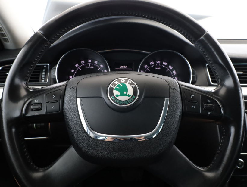 Škoda Superb, 2013