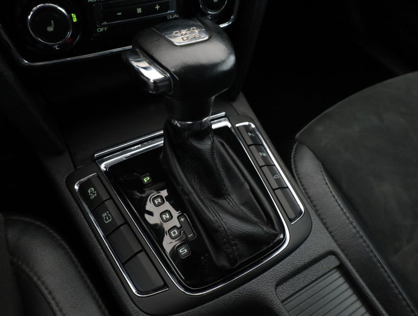 Škoda Superb, 2013
