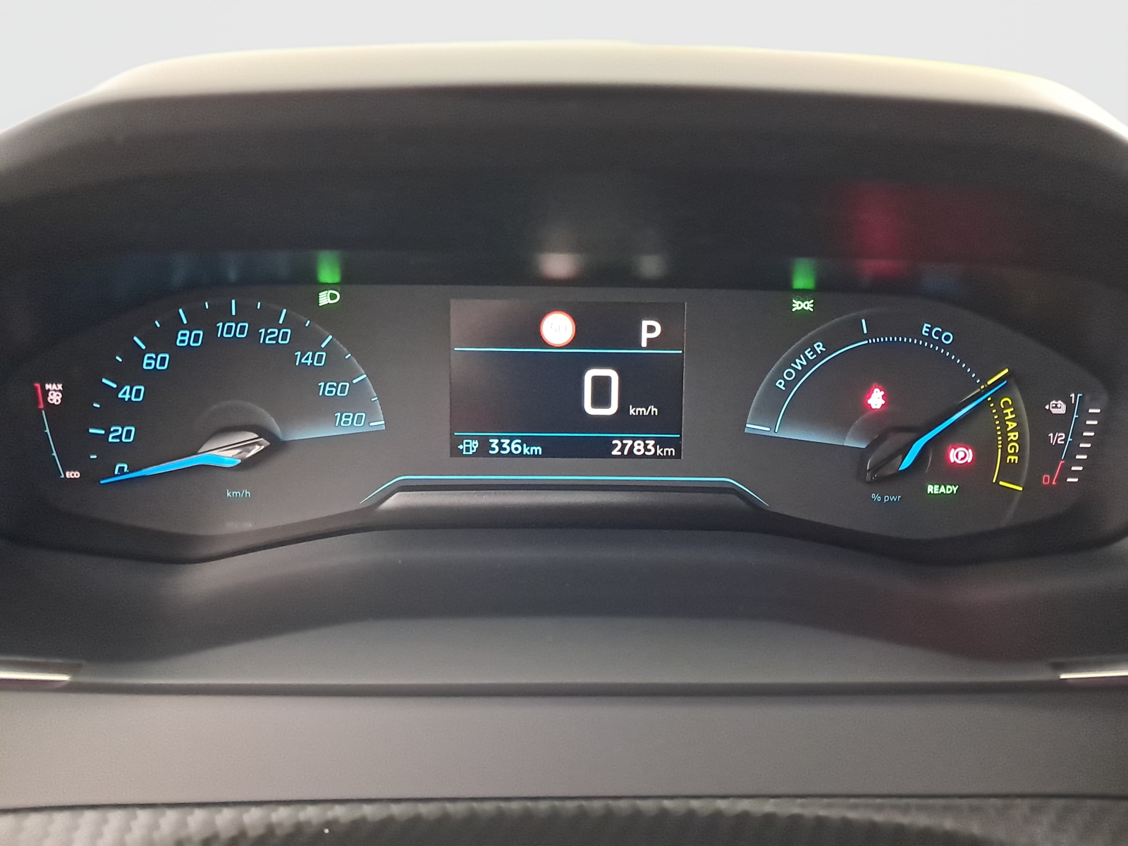 Peugeot e-2008 - 2026