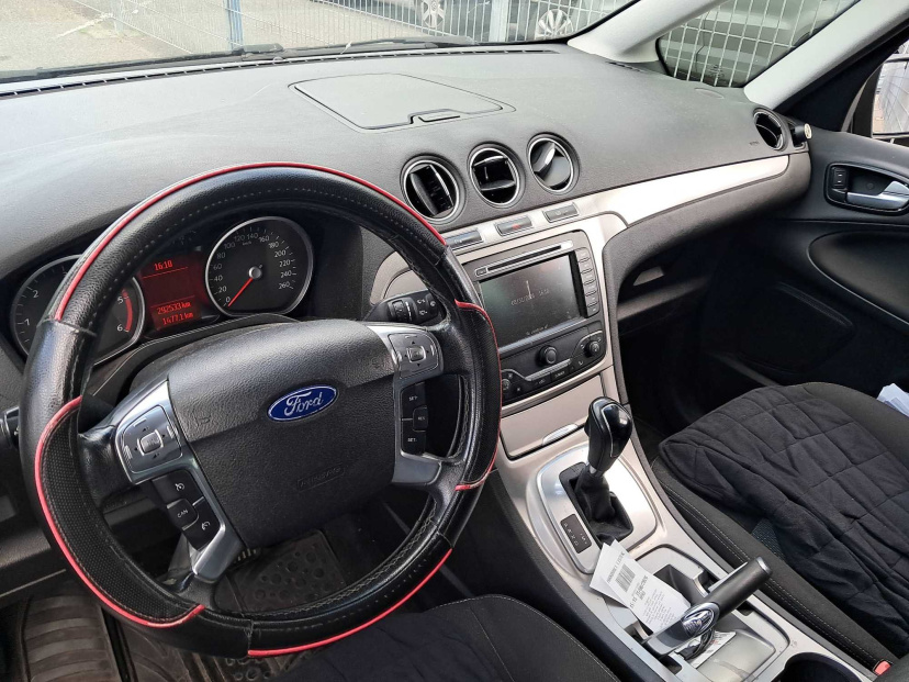 Ford Galaxy, 2011